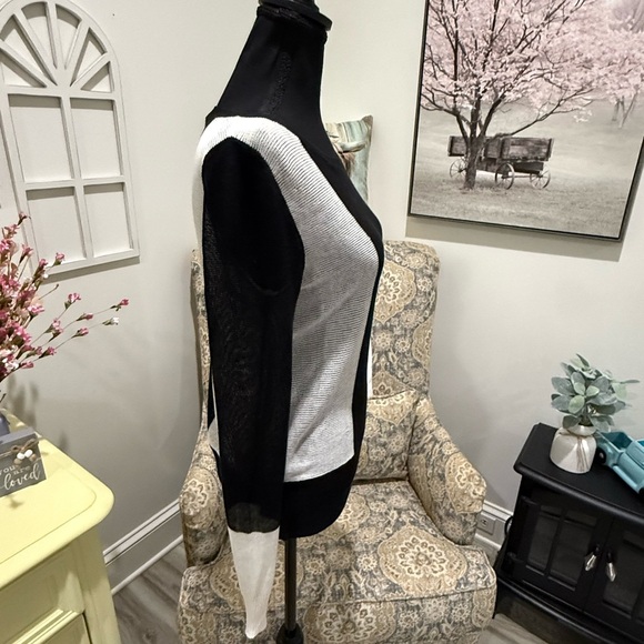 BCBGMaxAzria Black and White Crew Neck Sweater - Picture 4 of 5